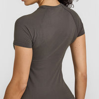 Go To Seamless Fitted Top | Deep Taupe