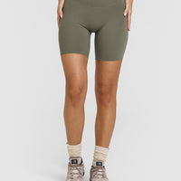 SoftMotionâ„¢ Cycling Shorts 8" with White Logo | Alpine Green