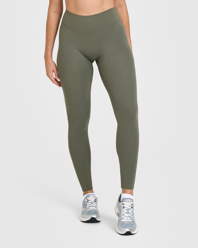 SoftMotionâ„¢ Leggings with White Logo | Alpine Green