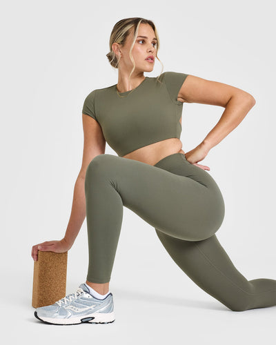 SoftMotionâ„¢ Leggings with White Logo | Alpine Green