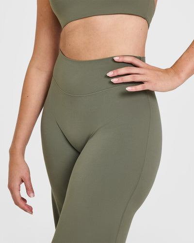 SoftMotionâ„¢ Straight Leg Bottoms with White Logo | Alpine Green
