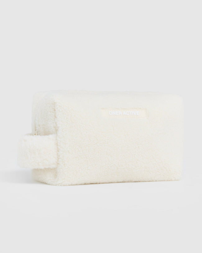 Borg Washbag | Cream