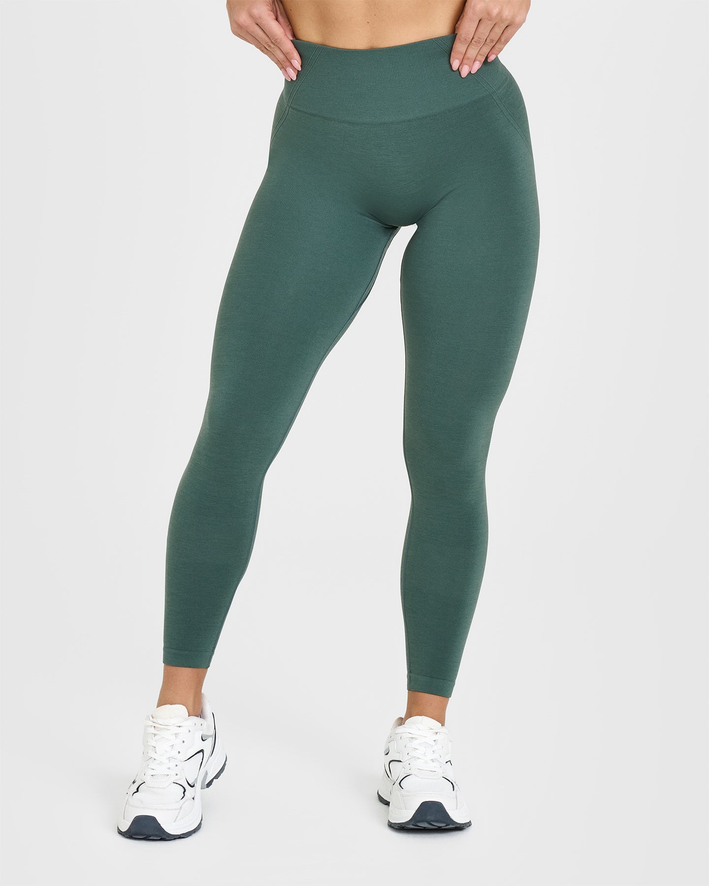 Effortless Seamless Leggings with White Logo | Iced Green