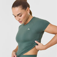 Go To Seamless Fitted Mid Top | Iced Green