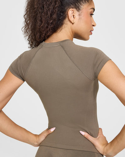 Go To Seamless Fitted Top | Moss Brown