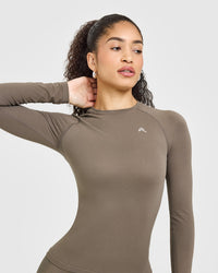 Go To Seamless Fitted Long Sleeve Top | Moss Brown