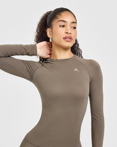 Go To Seamless Fitted Long Sleeve Top | Moss Brown