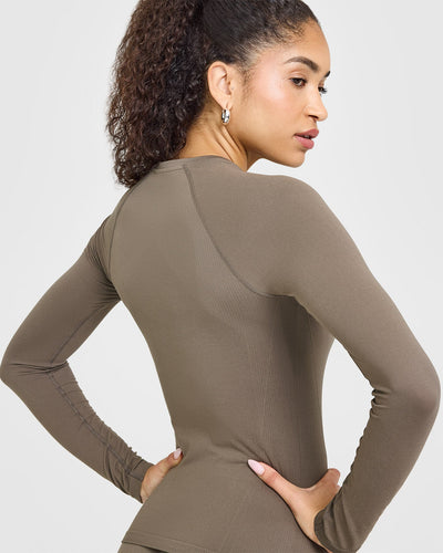 Go To Seamless Fitted Long Sleeve Top | Moss Brown