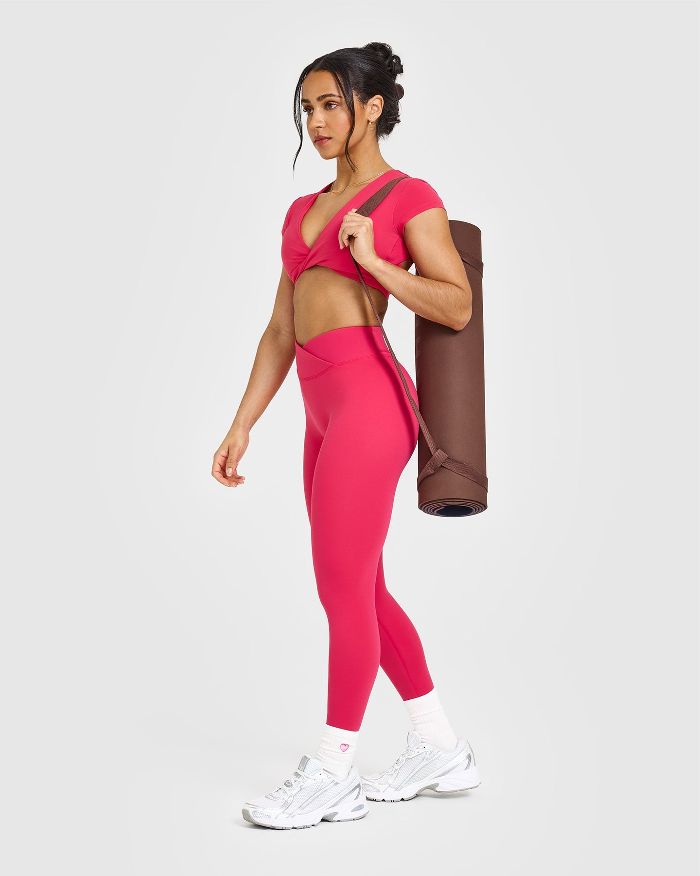 Unified Twist Front Short Sleeve Crop Top | Berry Bloom