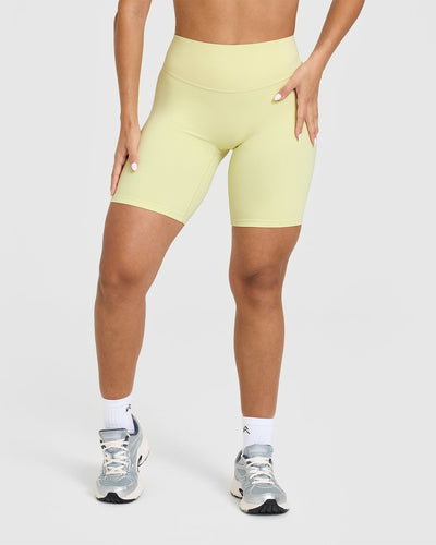 SoftMotionâ„¢ Cycling Shorts 8" | Pastel Yellow