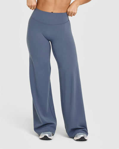 SoftMotionâ„¢ Straight Leg Bottoms with White Logo | Granite Blue