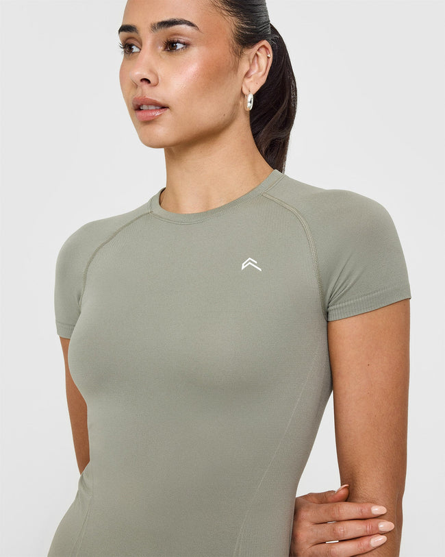 Go To Seamless Fitted Top | Soft Sage Green