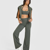 SoftMotionâ„¢ Straight Leg Bottoms with White Logo | Dark Khaki