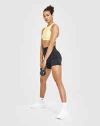 EasyLiftâ„¢ High Neck Sports Bra | Pastel Yellow