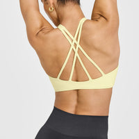 EasyLiftâ„¢ High Neck Sports Bra | Pastel Yellow