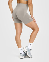 Effortless Seamless Shorts | Warm Sand