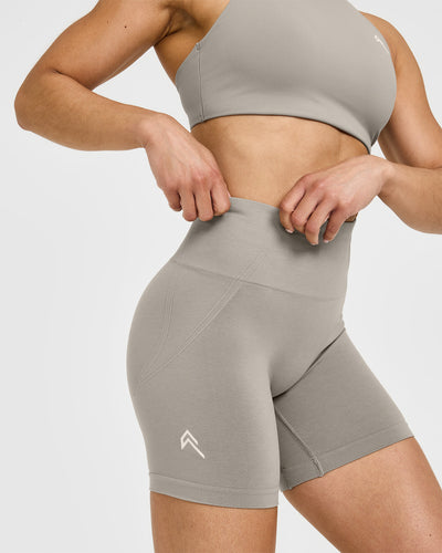 Effortless Seamless Shorts | Warm Sand