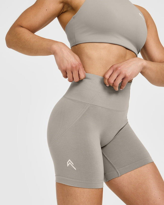 Effortless Seamless Shorts | Warm Sand