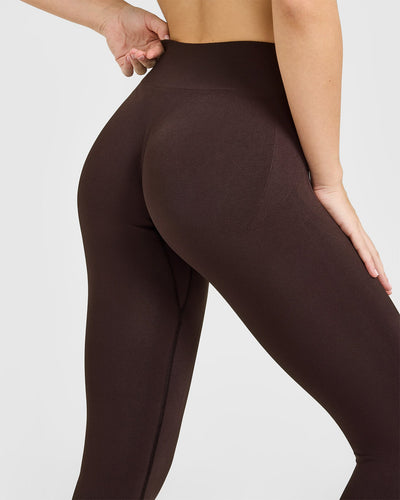 EnhanceLiftâ„¢ Seamless Leggings with White Logo | Plum Brown