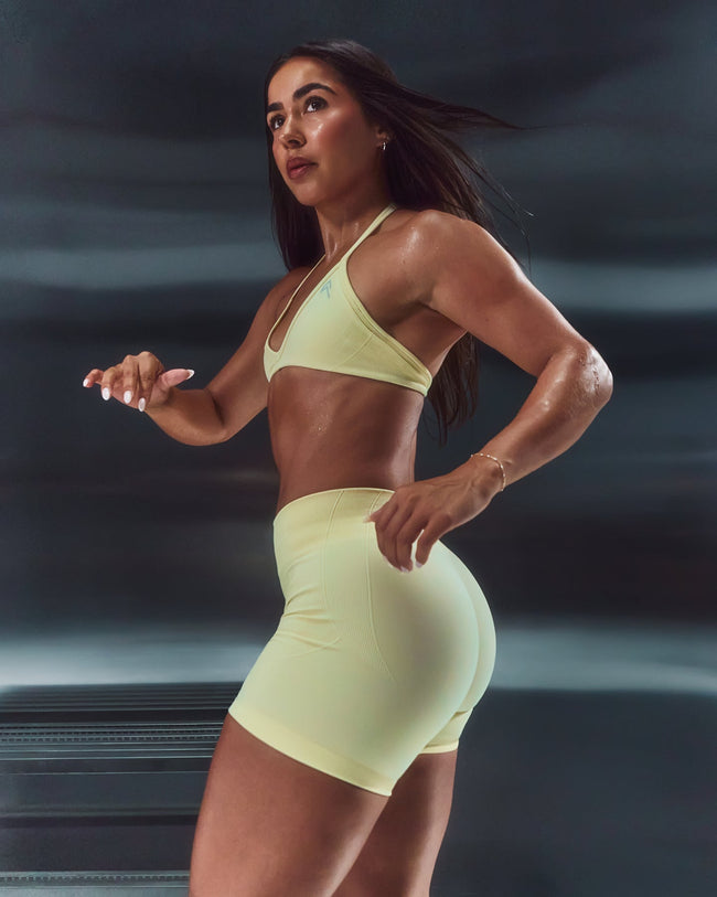EnhanceLiftâ„¢ Seamless Shorts | Pastel Yellow