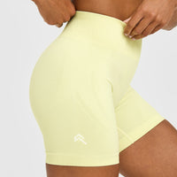 EnhanceLiftâ„¢ Seamless Shorts | Pastel Yellow