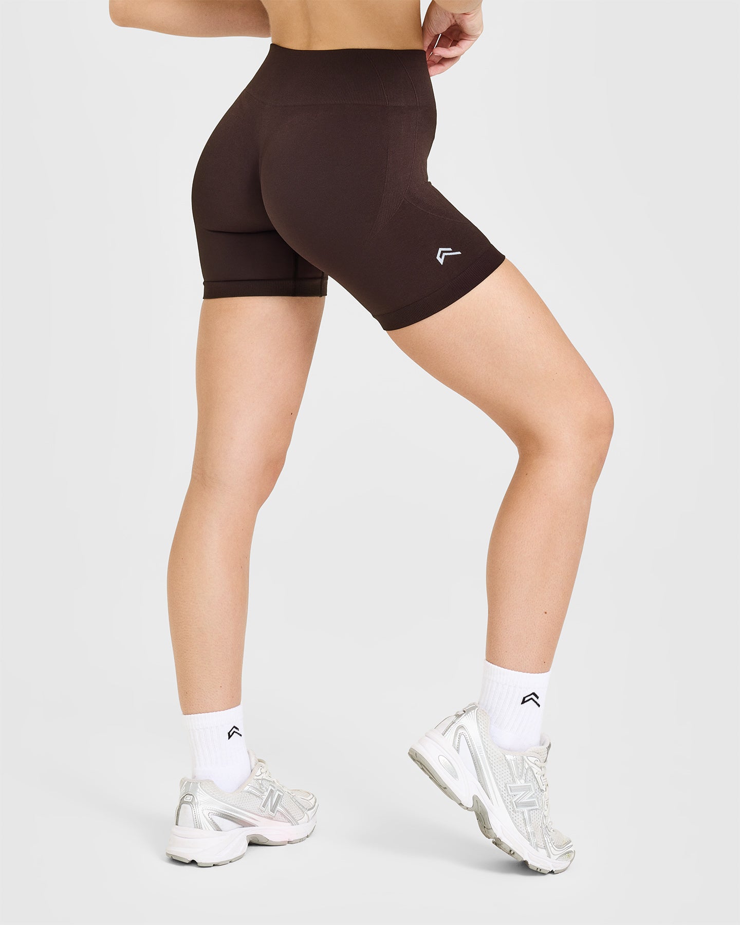 EnhanceLiftâ„¢ Seamless Shorts with White Logo | Plum Brown
