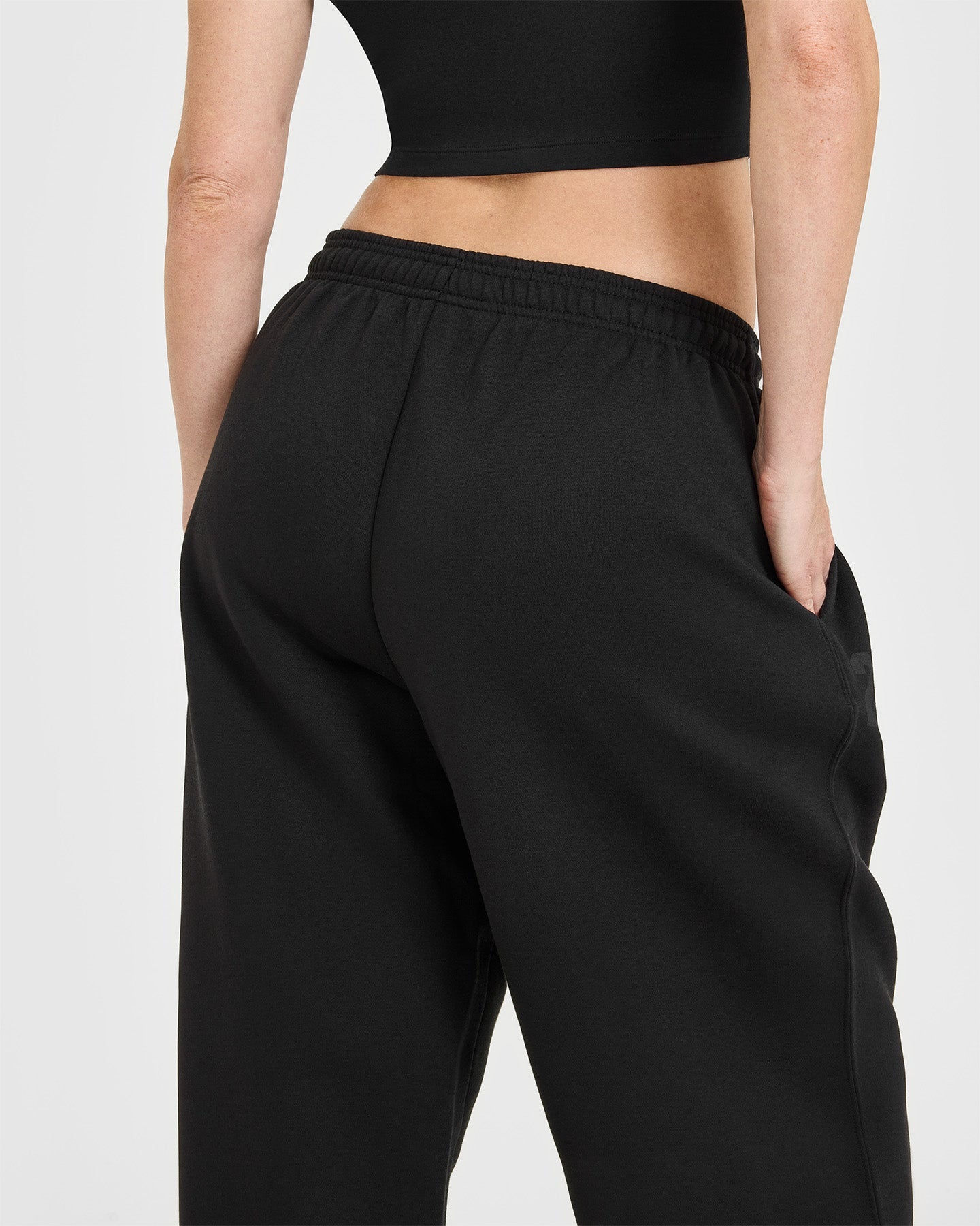 Foundations Oversized Oner 25 Straight Leg Joggers | Black
