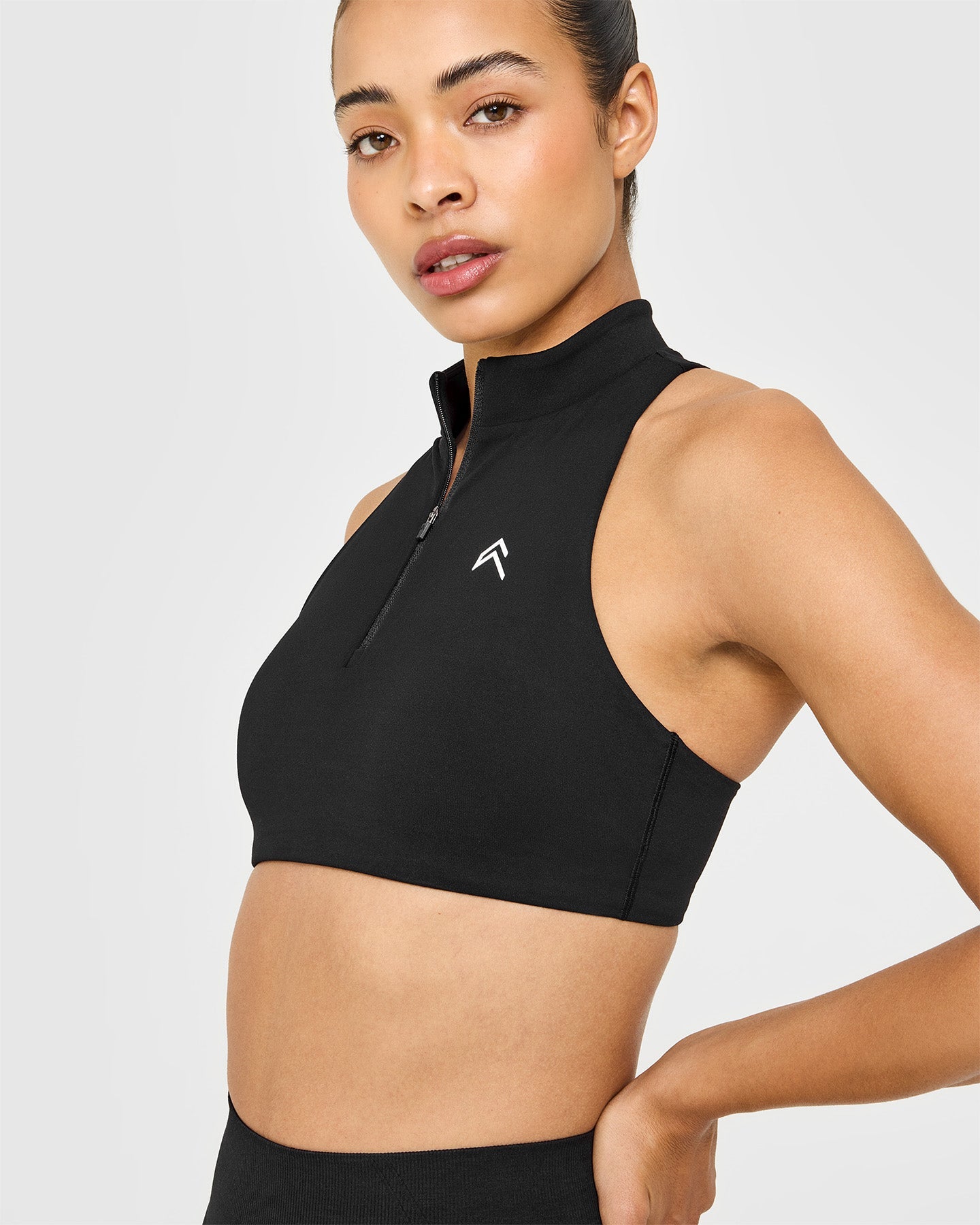 EasyLiftâ„¢ Zip High Neck Sports Bra with White Logo | Black