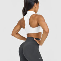 EasyLiftâ„¢ Zip High Neck Sports Bra | White