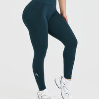 Effortless Seamless Leggings with White Logo | Oil Blue