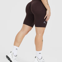 Effortless Seamless Cycling Shorts with White Logo | 70% Cocoa