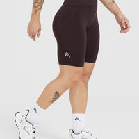Effortless Seamless Cycling Shorts with White Logo | 70% Cocoa