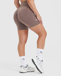 Effortless Seamless Shorts with White Logo | Washed Cool Brown