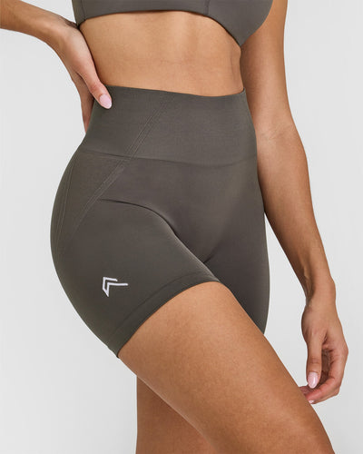 Effortless Seamless Shorts with White Logo | Deep Taupe