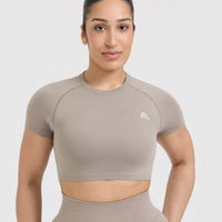 Go To Seamless Fitted Crop Top | Minky