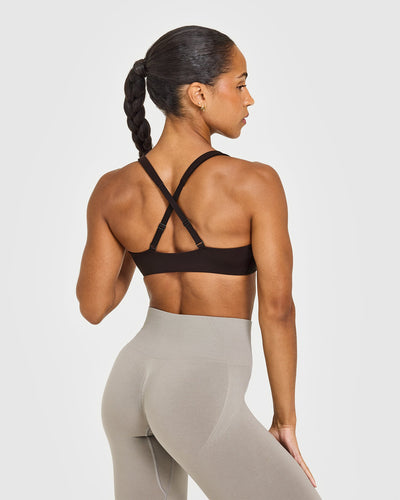 EasyLiftâ„¢ Cross Back Sports Bra | 70% Cocoa