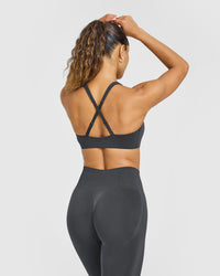 EasyLiftâ„¢ Cross Back Sports Bra | Coal