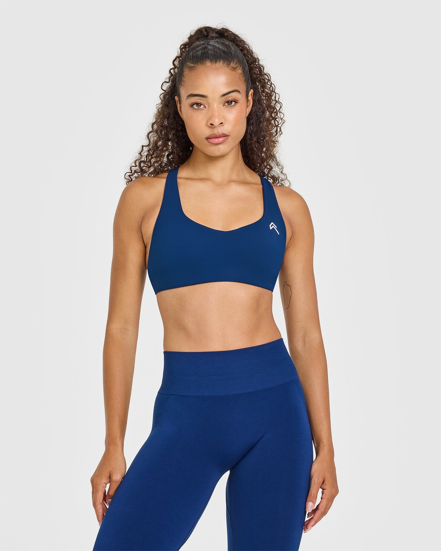 EasyLiftâ„¢ Cross Back Sports Bra | Midnight