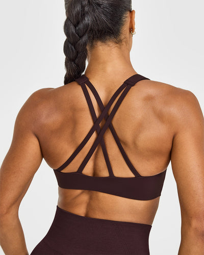 EasyLiftâ„¢ High Neck Sports Bra | Plum Brown