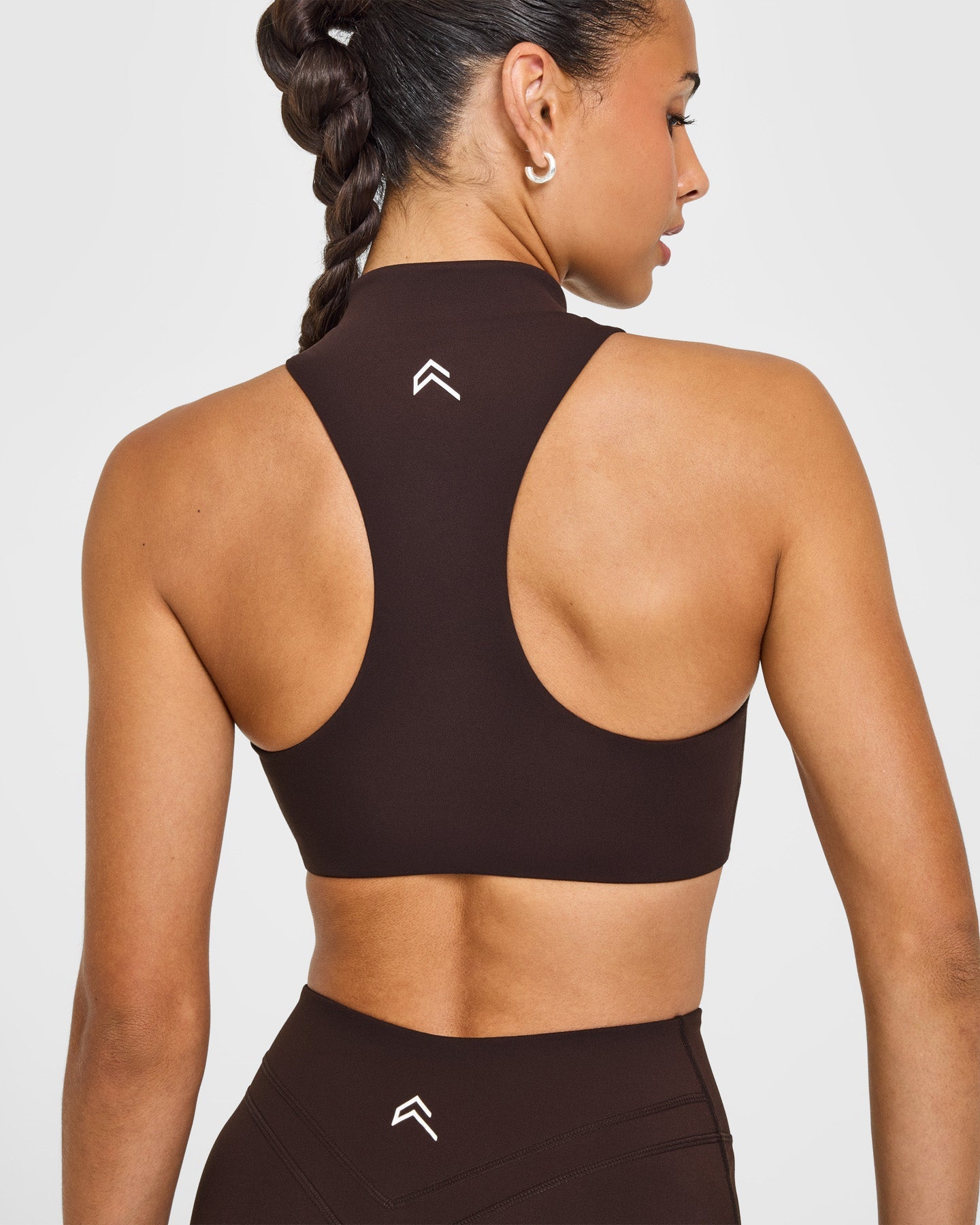 EasyLiftâ„¢ Zip High Neck Sports Bra with White Logo | 70% Cocoa