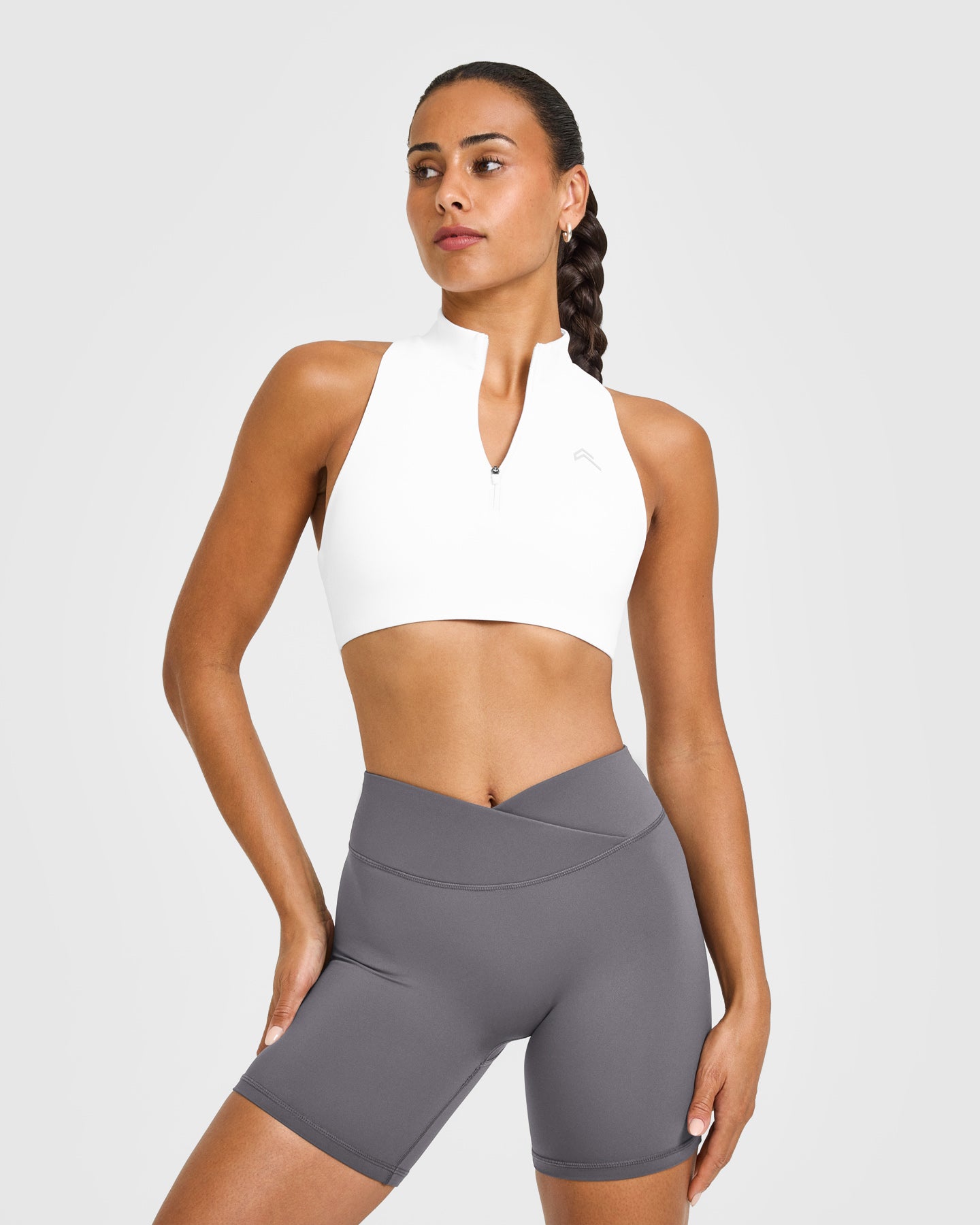 EasyLiftâ„¢ Zip High Neck Sports Bra | White