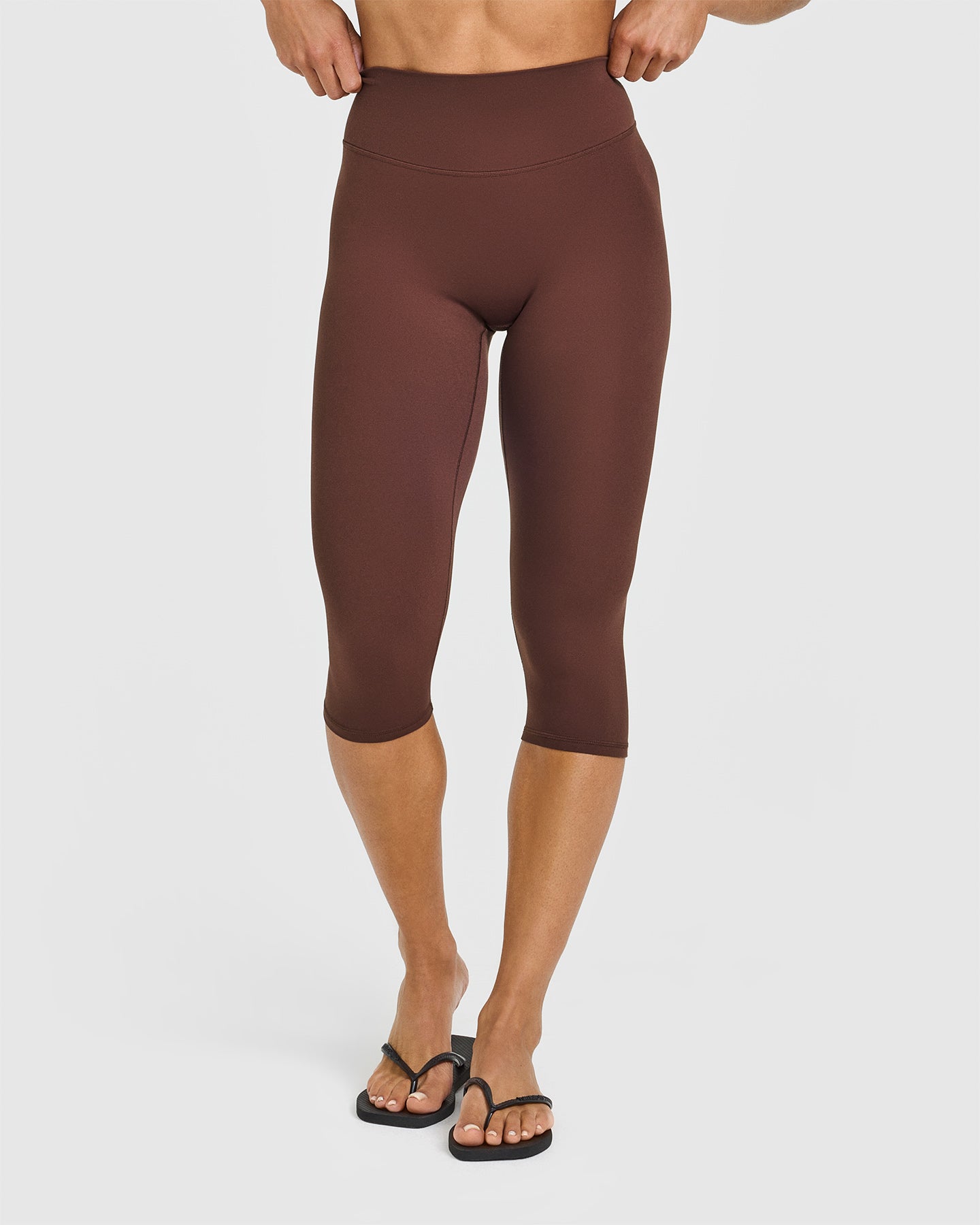 SoftMotion™ High Waisted Capri Leggings | Espresso Brown