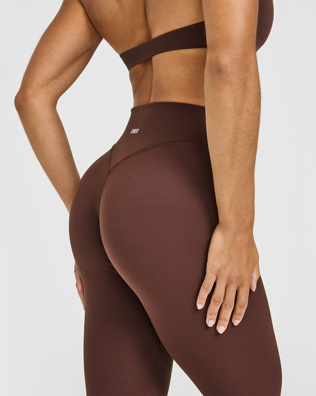 SoftMotion™ High Waisted Capri Leggings | Espresso Brown