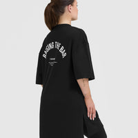 Raising The Bar Graphic Longline T-Shirt | Black