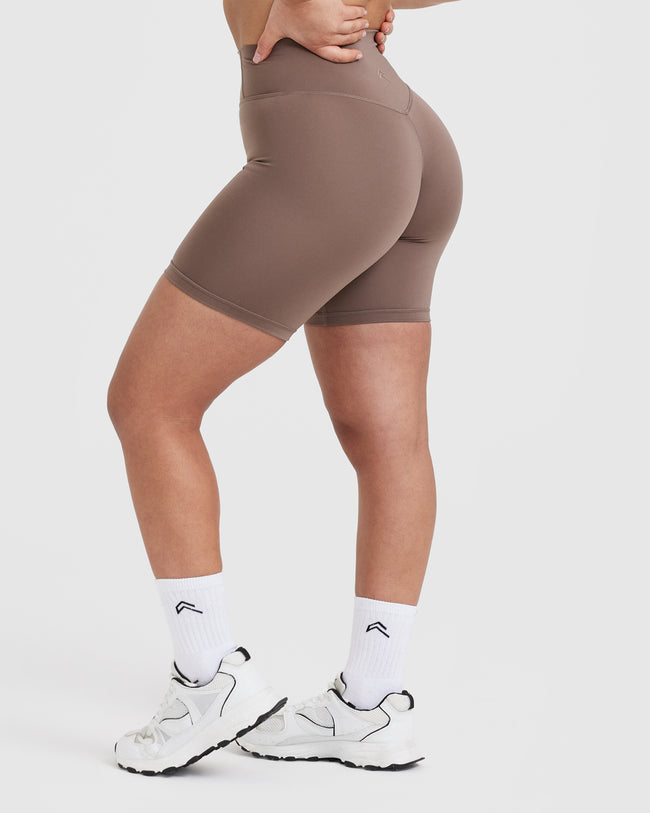 Timeless High Waisted Shorts 6" | Cool Brown