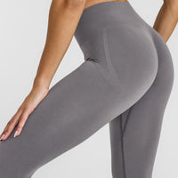 Effortless Seamless Leggings with White Logo | Ash Grey