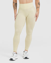 Effortless Seamless Leggings with White Logo | Vanilla