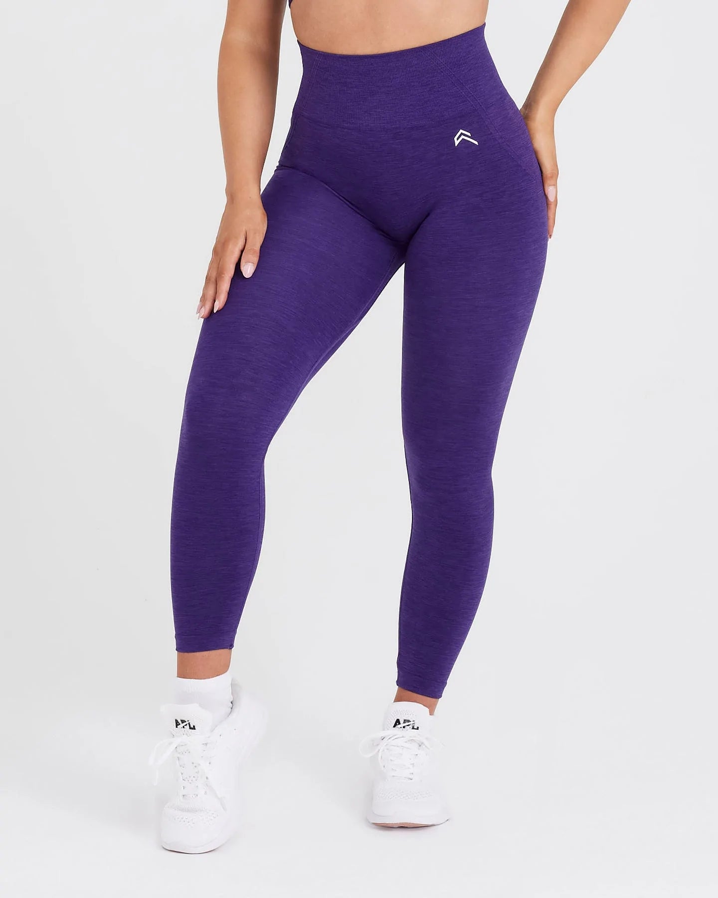 Effortless Seamless Leggings with White Logo | Amethyst