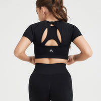 Effortless Seamless Short Sleeve Crop Top | Black