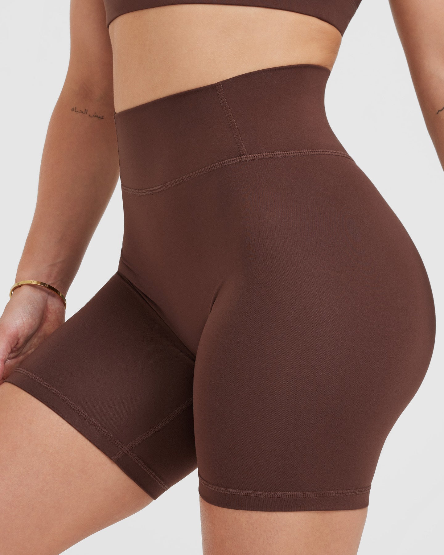 Timeless High Waisted Shorts 6" | Espresso